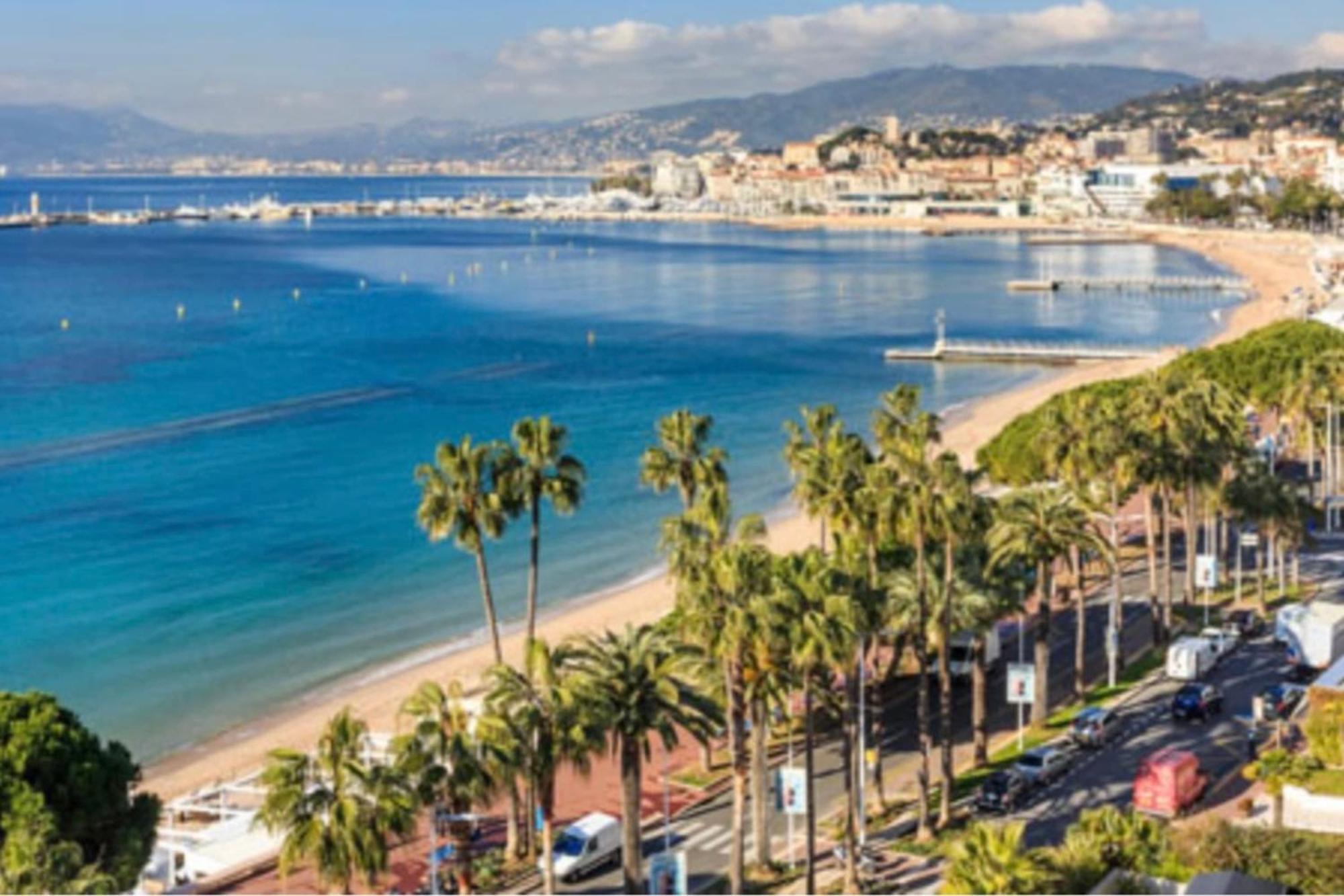 Modern Balcony In The Center Close To The Beaches Apartment Cannes